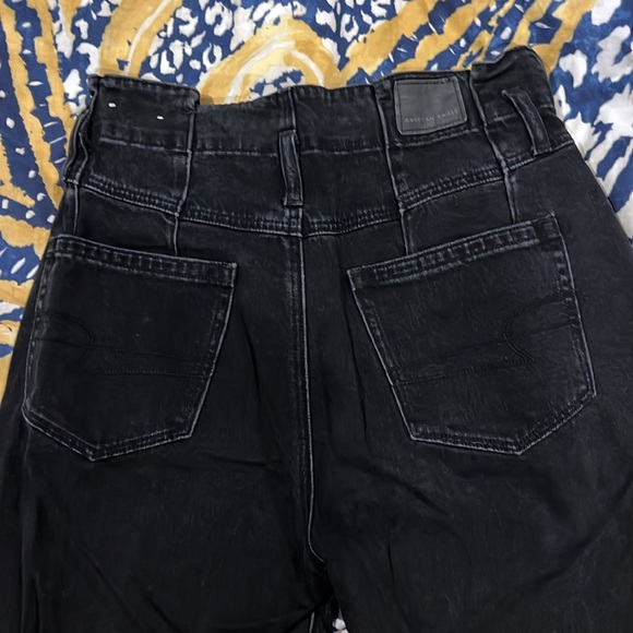 American Eagle Jeans - Picture 2 of 4